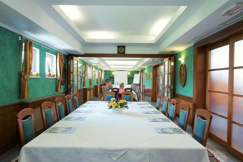 Škofljica Grandvid Hotel מראה חיצוני תמונה
