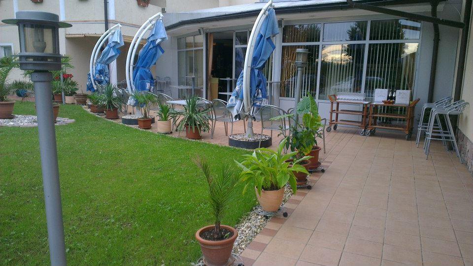 Škofljica Grandvid Hotel מראה חיצוני תמונה