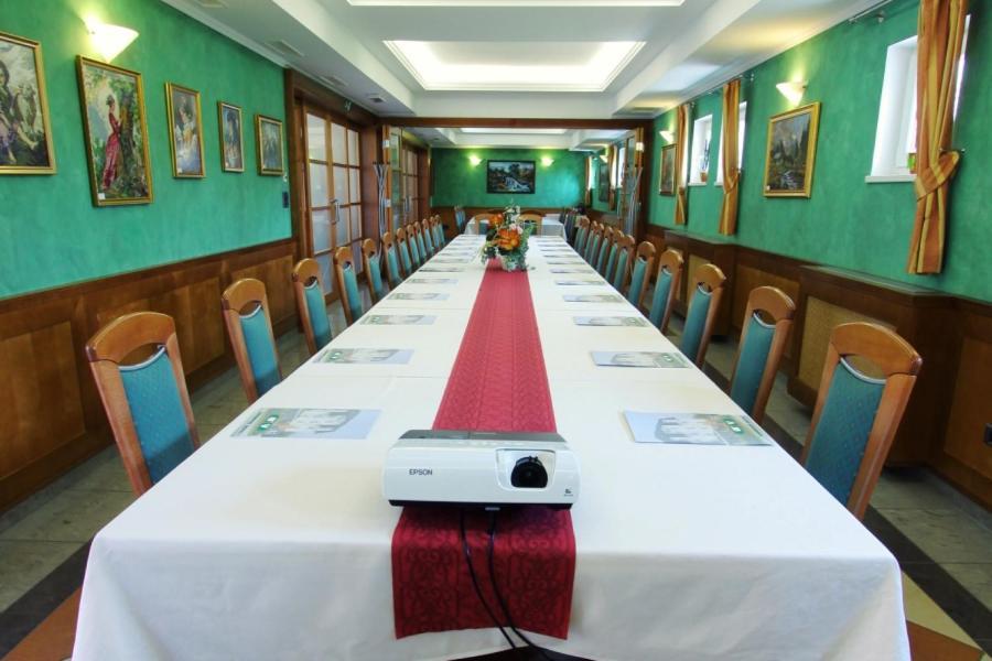 Škofljica Grandvid Hotel מראה חיצוני תמונה