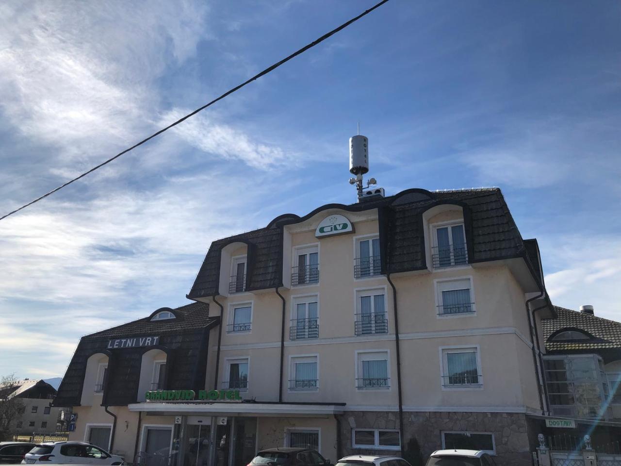 Škofljica Grandvid Hotel מראה חיצוני תמונה