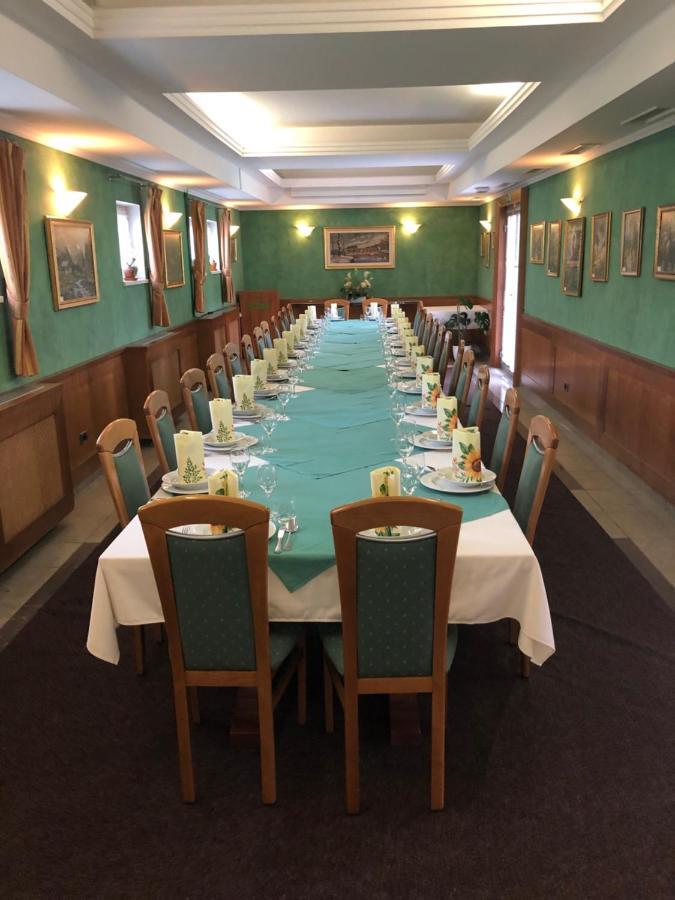 Škofljica Grandvid Hotel מראה חיצוני תמונה